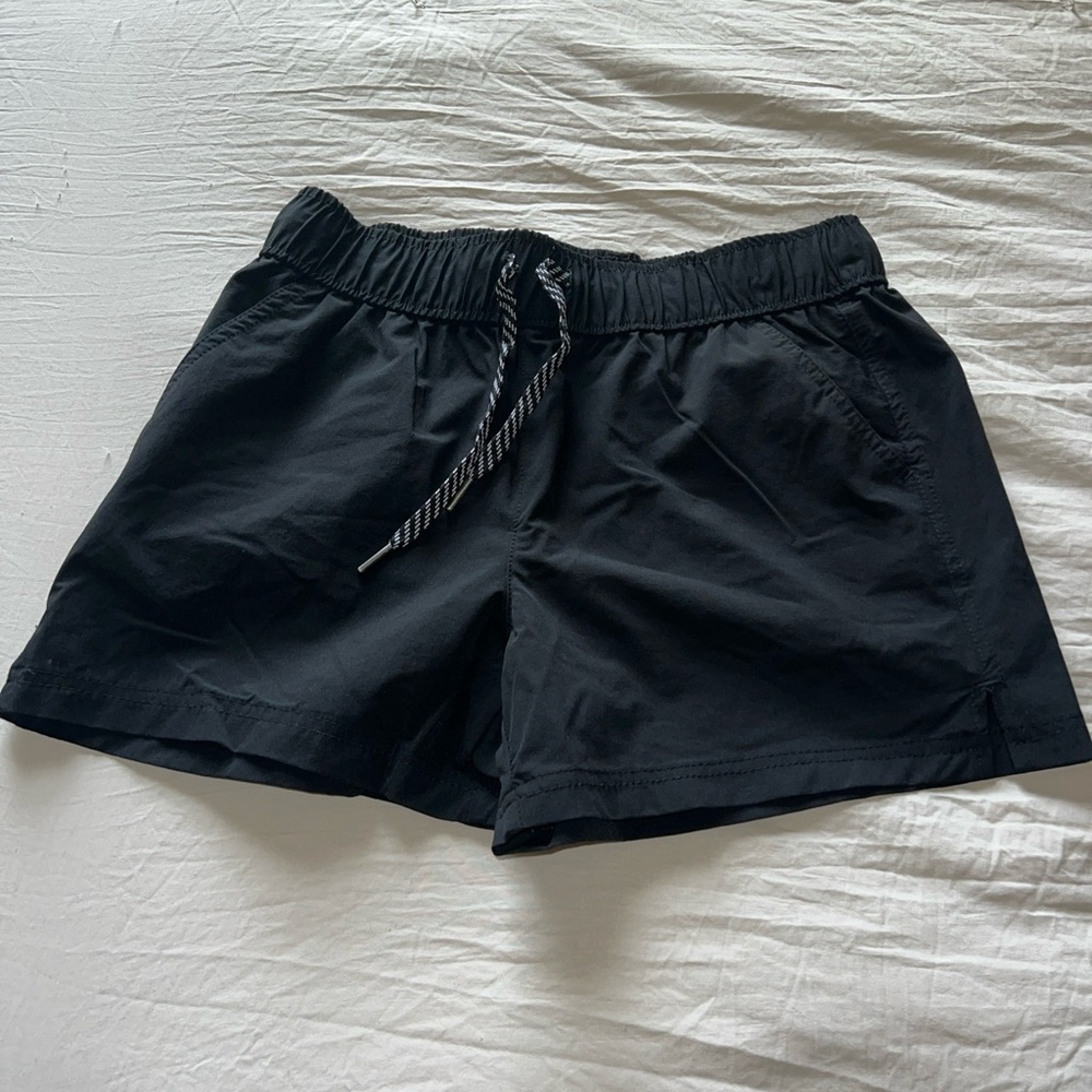 Avalanche Deep Black Shorts Women’s Size Small Zip Pockets 3” Inseam